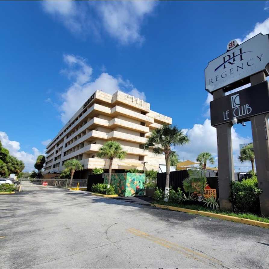 Regency Sonesta Miami Airport Parking