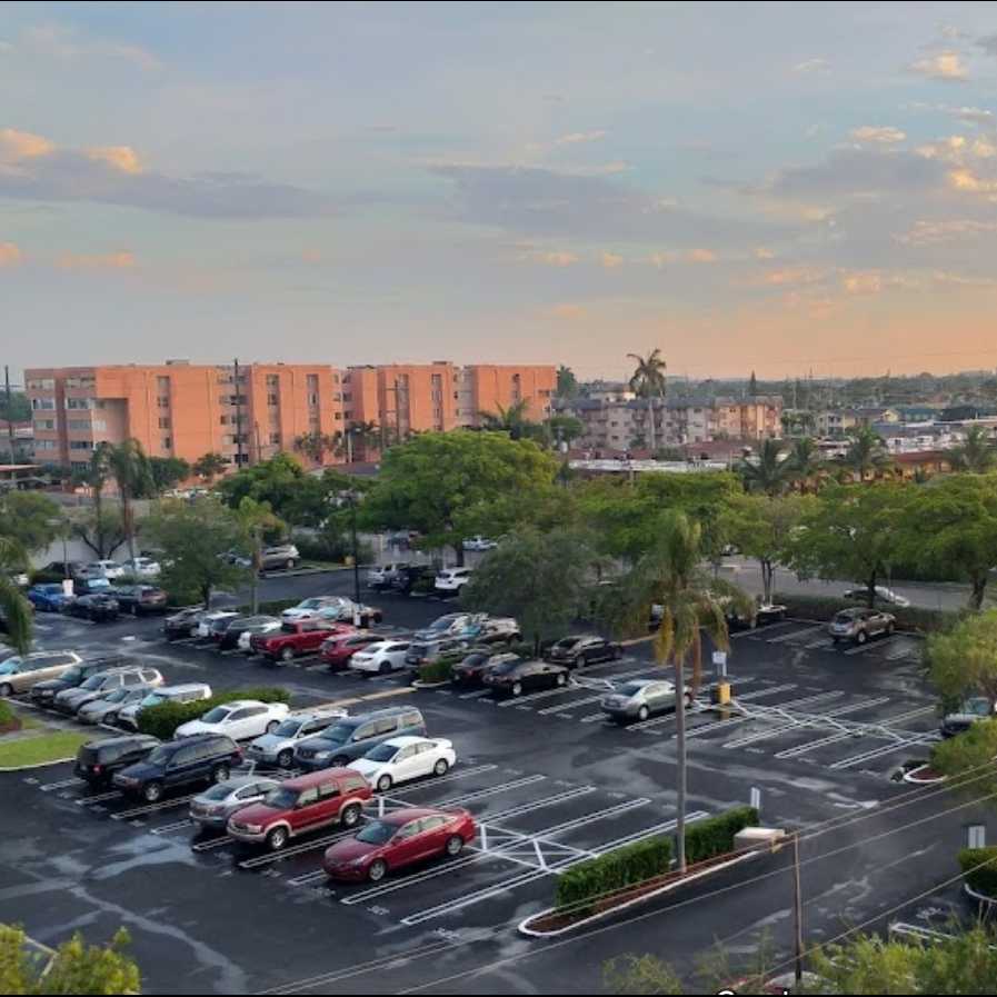 Regency Sonesta Miami Airport Parking