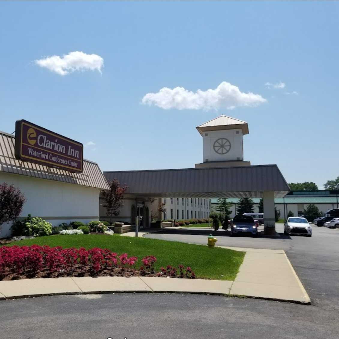 Clarion Inn Elmhurst ORD Airport Parking
