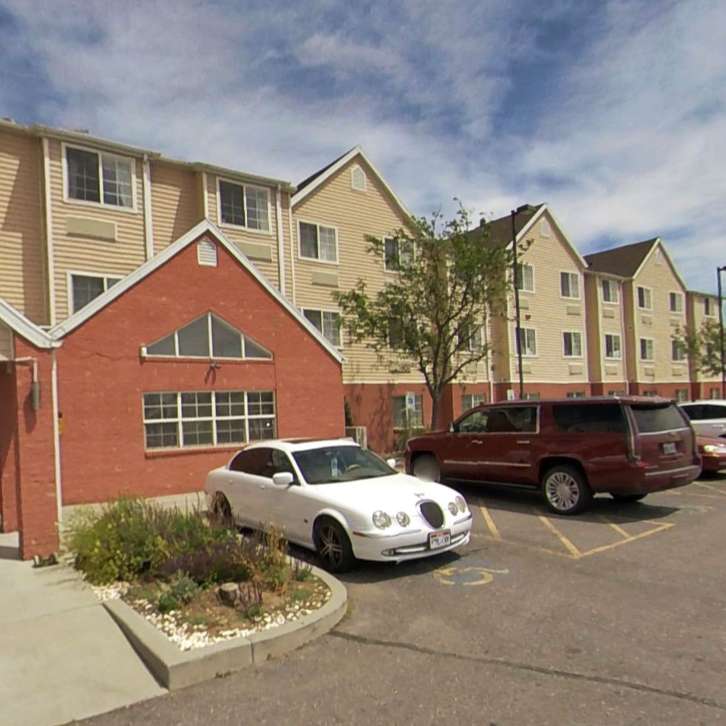 Microtel Inn & Suites by Wyndham Salt Lake City Airport Parking