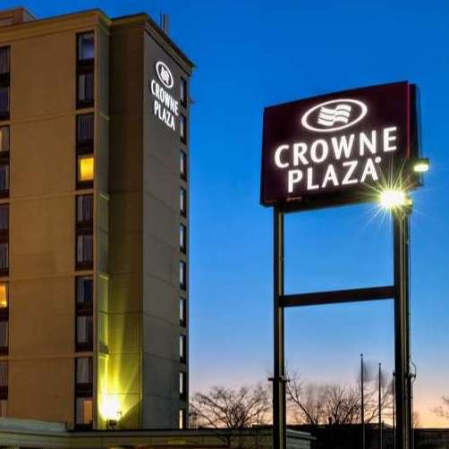 EZ Way Parking at Crowne Plaza EWR