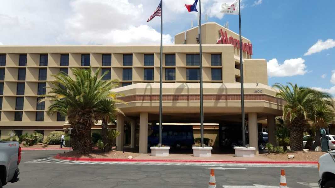 Marriott El Paso Airport Parking