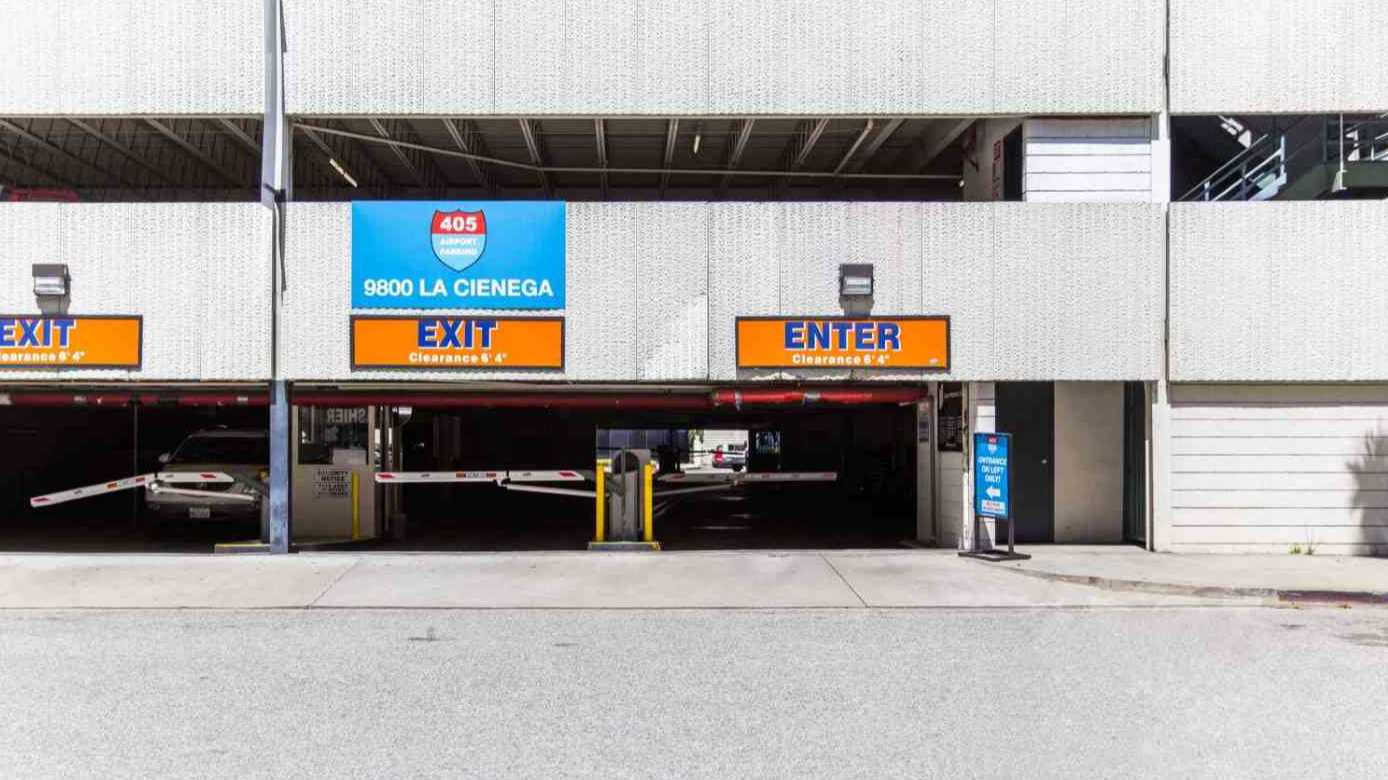 405 Airport Huge Savings