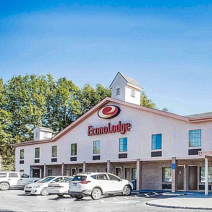 Econolodge ATL Airport Parking