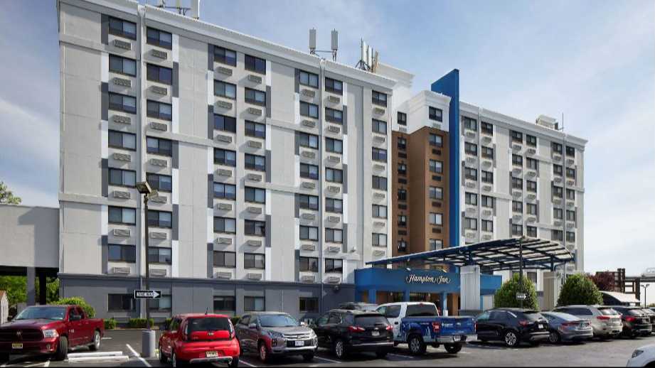 Hampton Inn Newark Airport Parking 