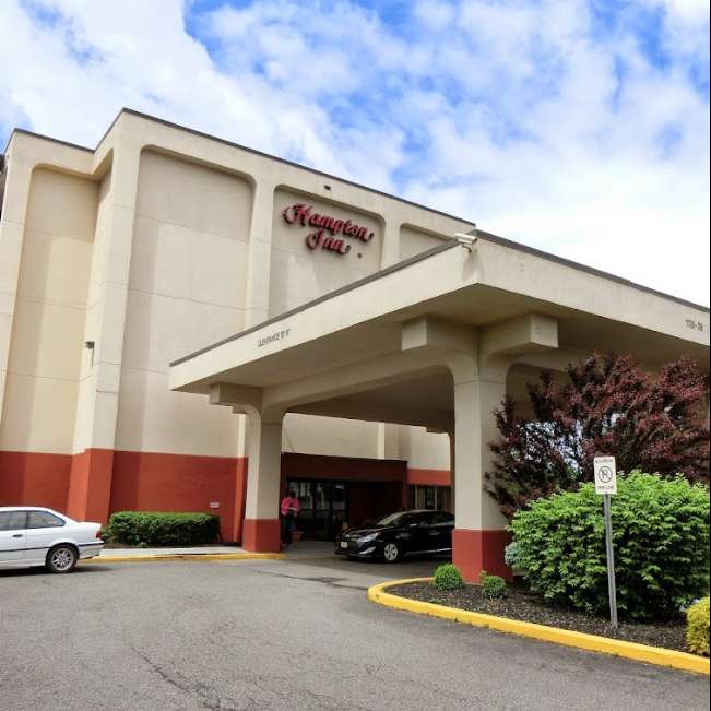 Hampton Inn Newark Airport Parking 
