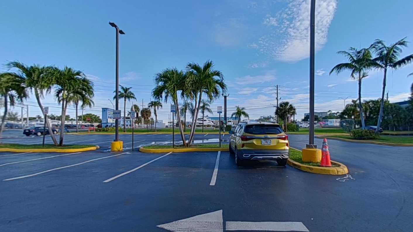 Fasttrack Fort Lauderdale (FLL) Airport Parking