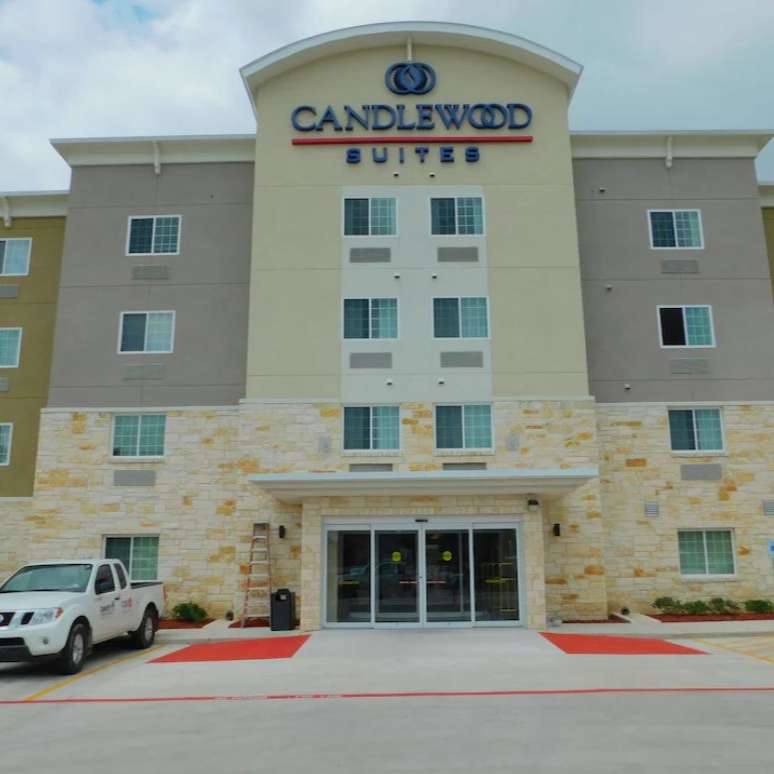 Candlewood Suites San Antonio SAT Airport Parking