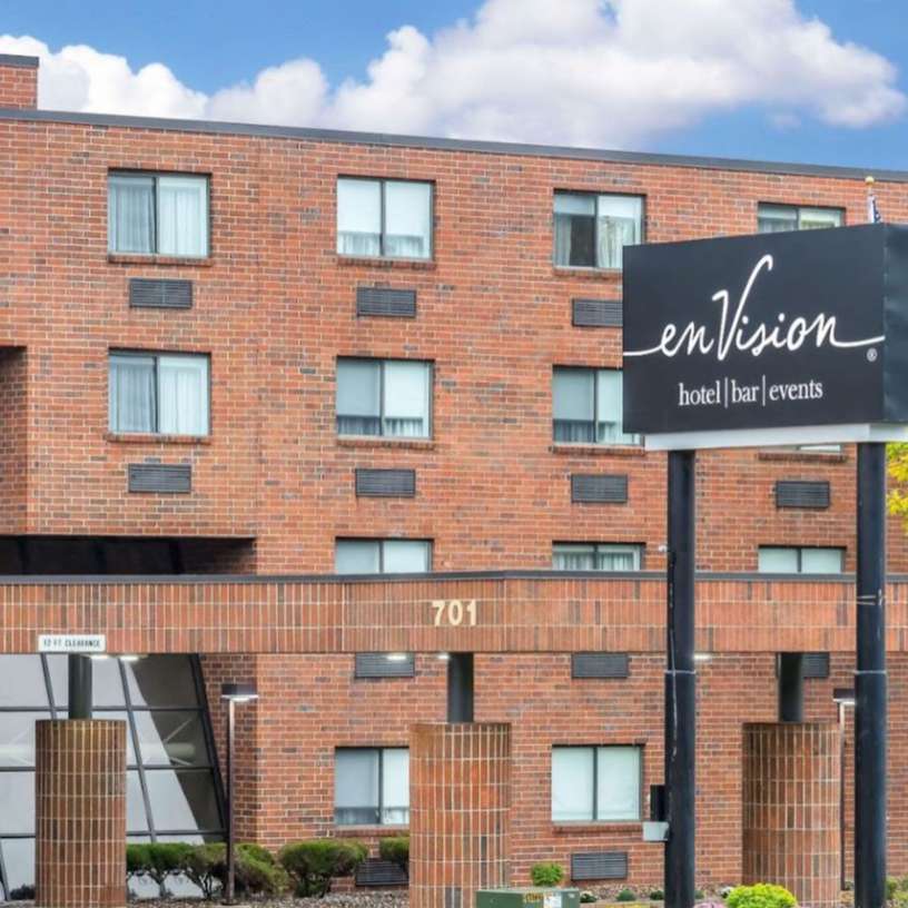 EnVision Hotel MSP Airport Parking 