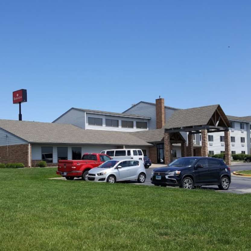 Ramada by Wyndham KCI Airport Parking