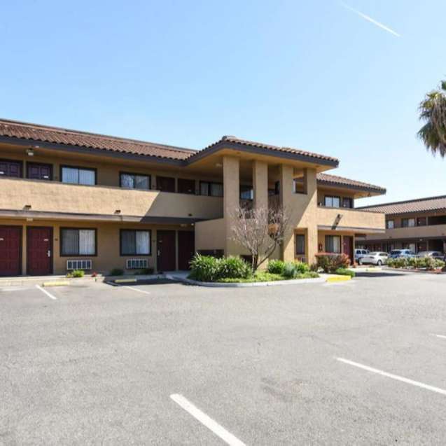 Hotel Elan SJC Airport Parking
