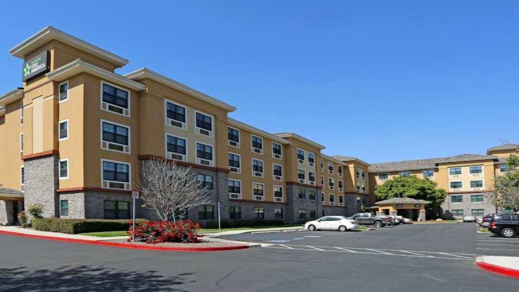 Extended Stay America SNA Airport Parking