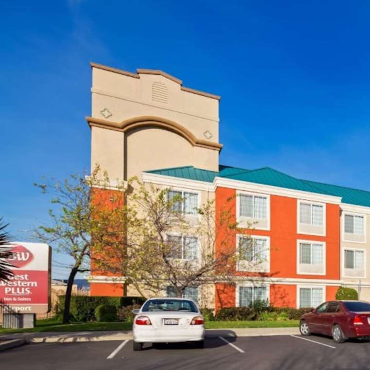 Best Western Plus OAK Airport Parking