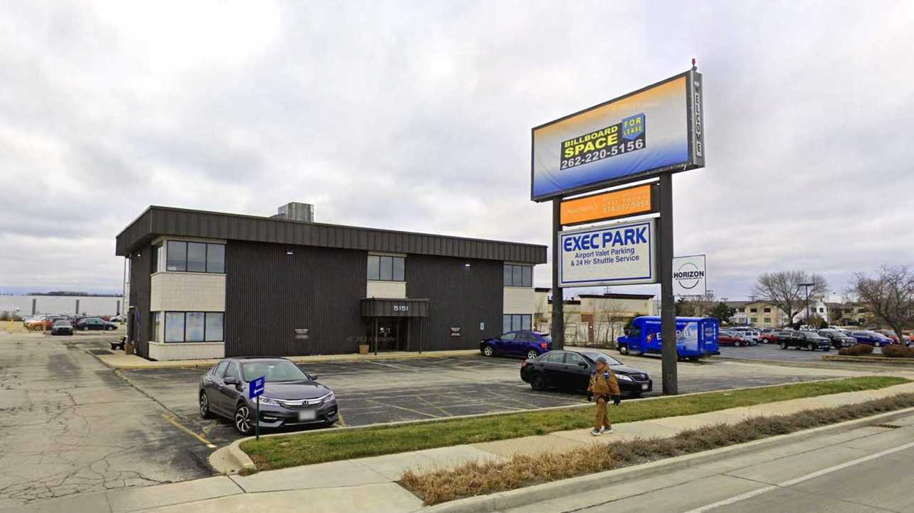 ExecPark Milwaukee Airport Parking