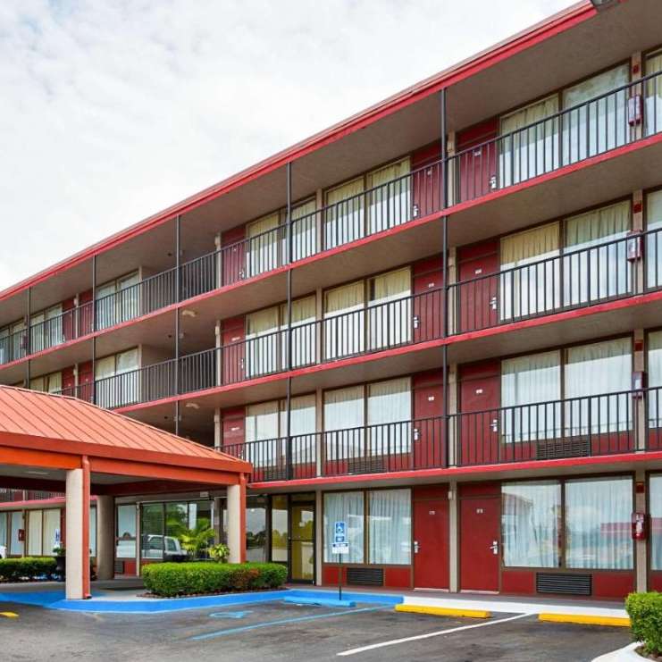 Parkway INN BHM Airport Parking