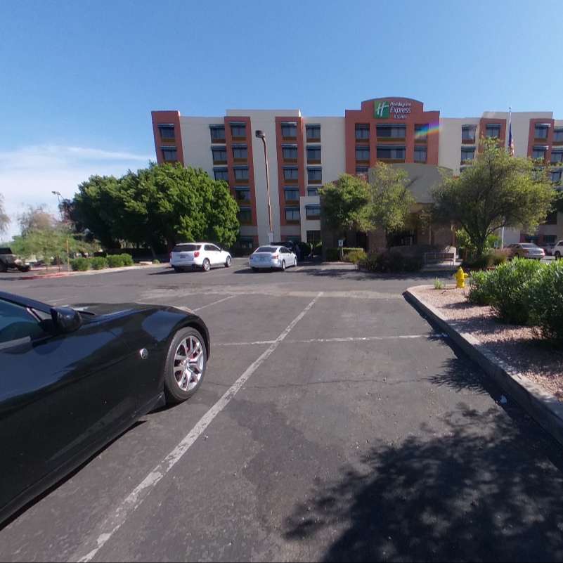 Holiday Inn Express & Suites PHX Airport Parking 
