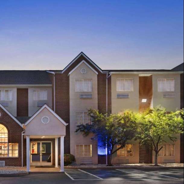 Microtel Inn CVG Airport Parking
