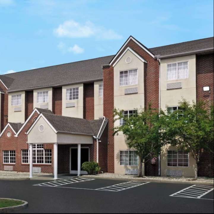 Microtel Inn CVG Airport Parking