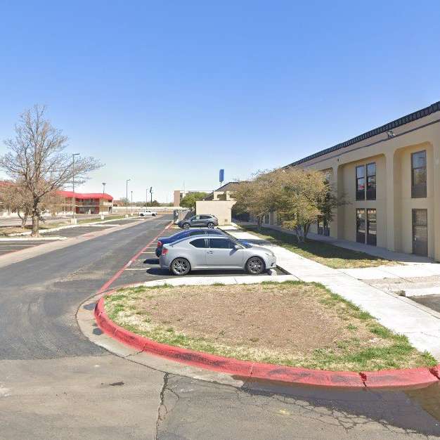 Baymont by Wyndham East AMA Airport Parking