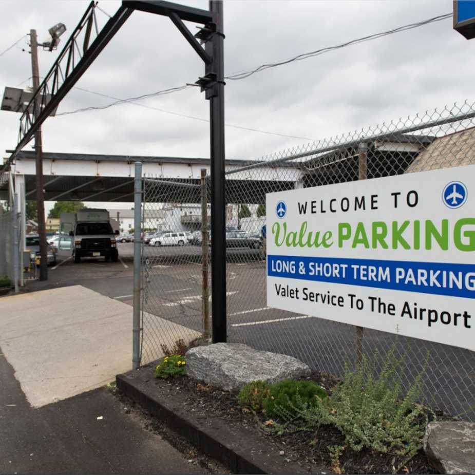 Value Parking EWR