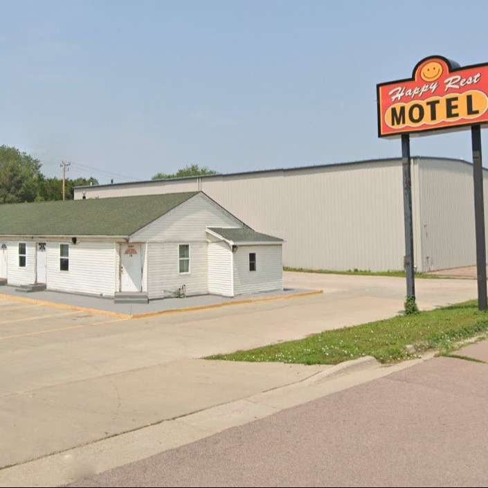 Happy Rest Motel FSD Airport Parking