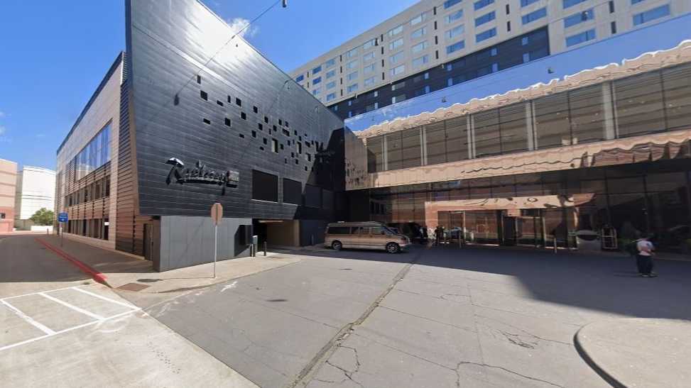 Radisson Blu Mall of America MSP Airport Parking