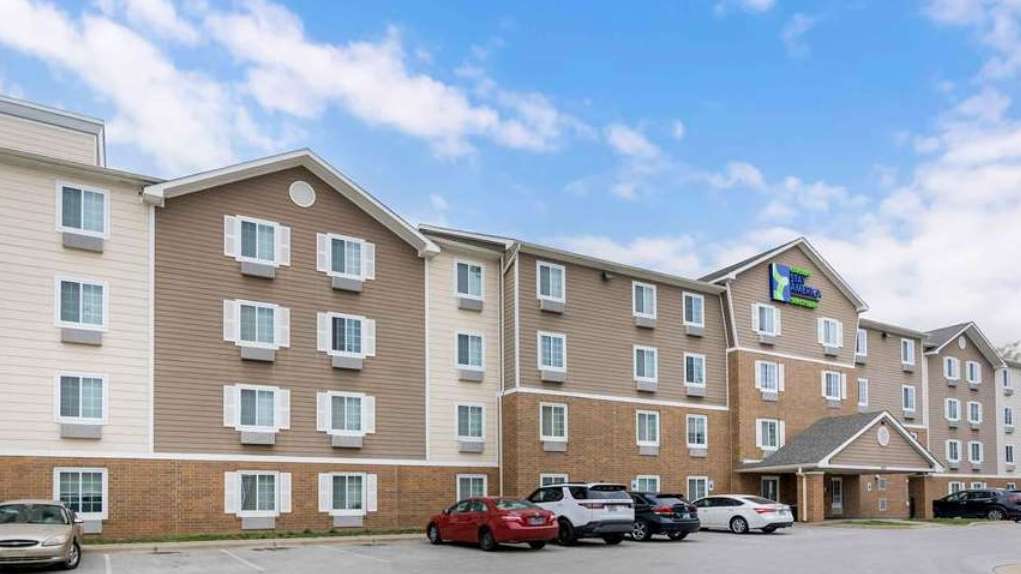 Extended Stay America Select Suites SDF Airport Parking