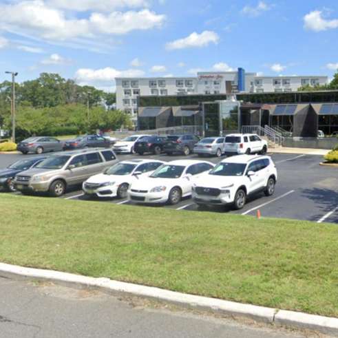 Hampton Inn ACY Airport Parking