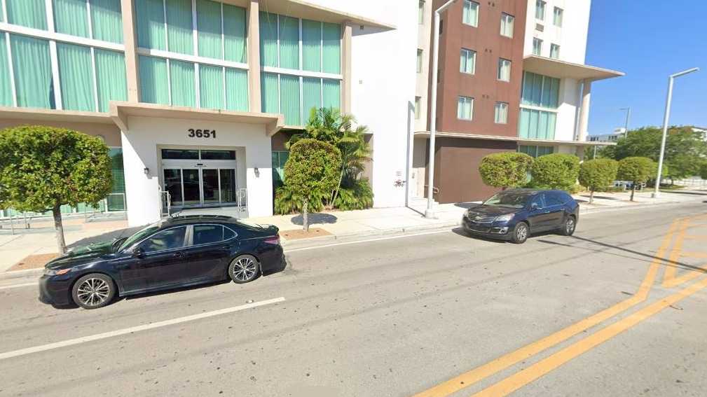 Staybridge Suites Port of Miami Cruise Parking