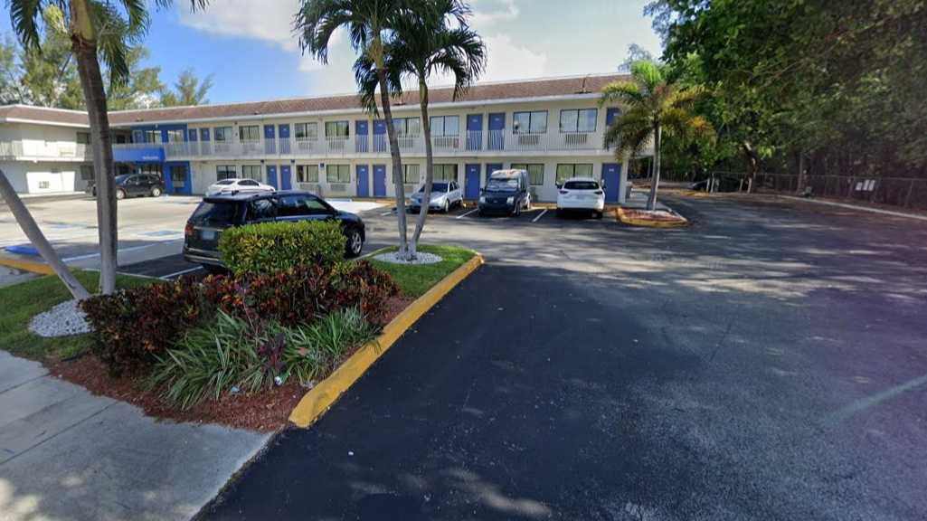 Motel 6 Dania Beach Port Everglades Cruise Parking