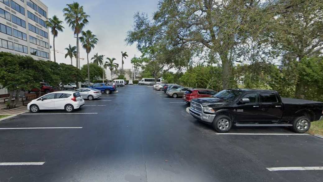 Four Points by Sheraton Port Everglades Cruise Parking