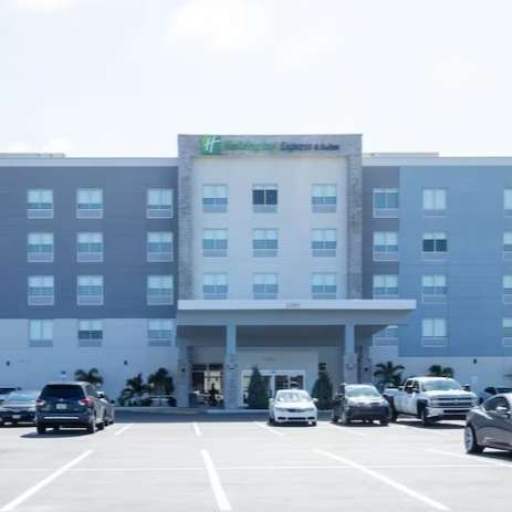 Holiday Inn Express & Suites Tampa Stadium Long Term Parking