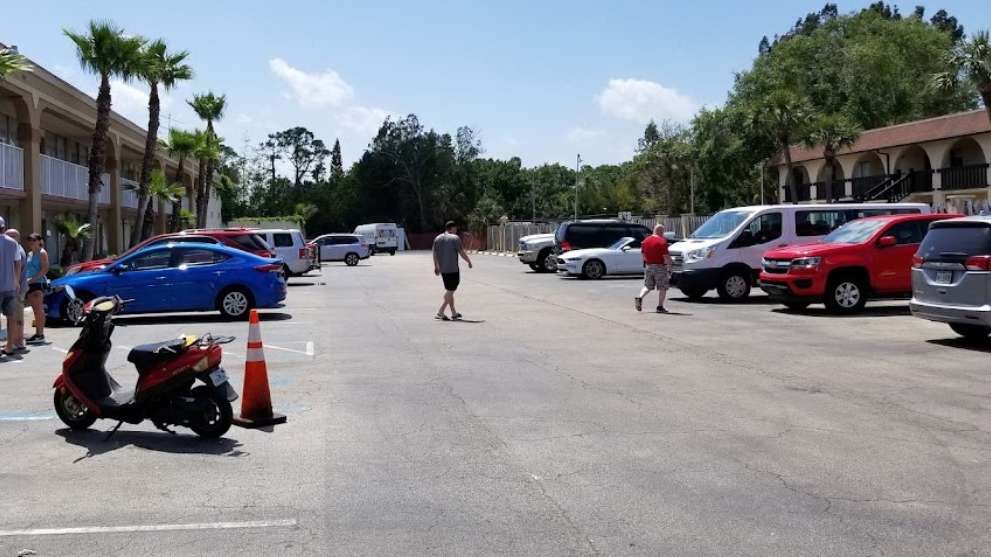 Econo Lodge Port Canaveral Cruise Parking