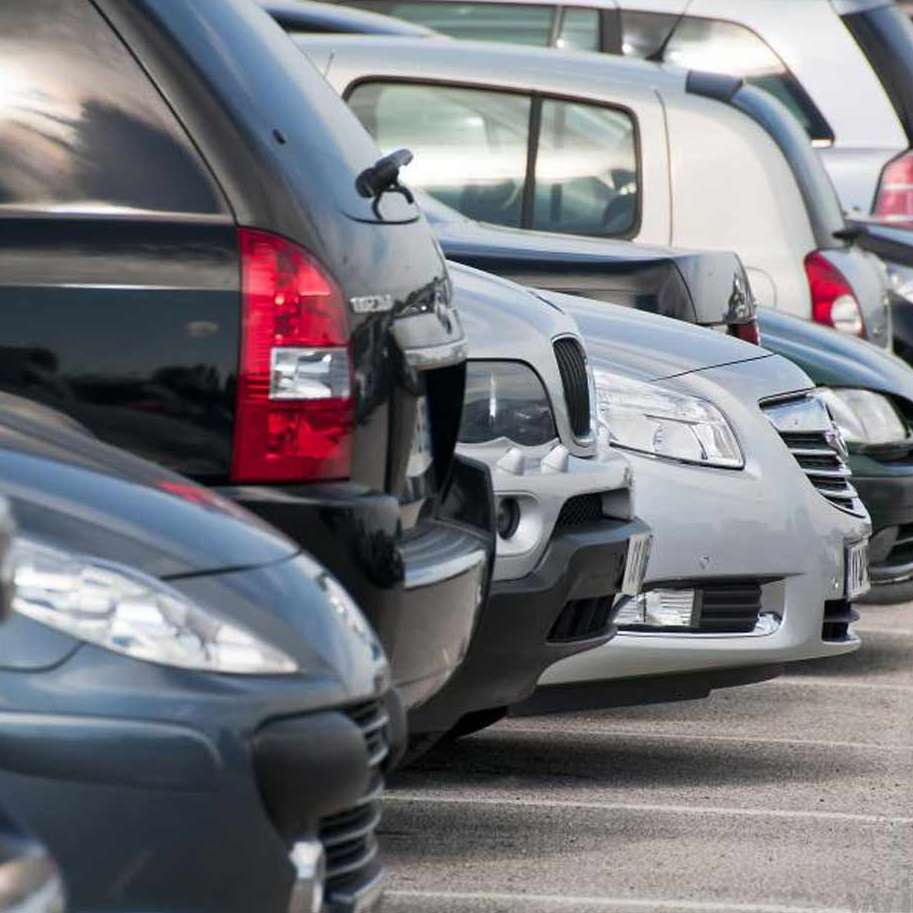 AVL OFF AIRPORT PARKING at QUALITY INN HOTEL