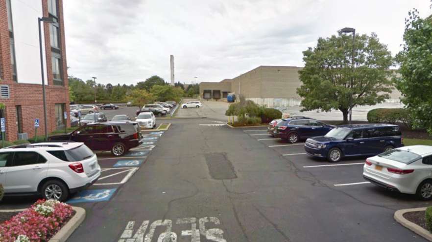 Hyatt Place Robinson Mall PIT Airport Parking