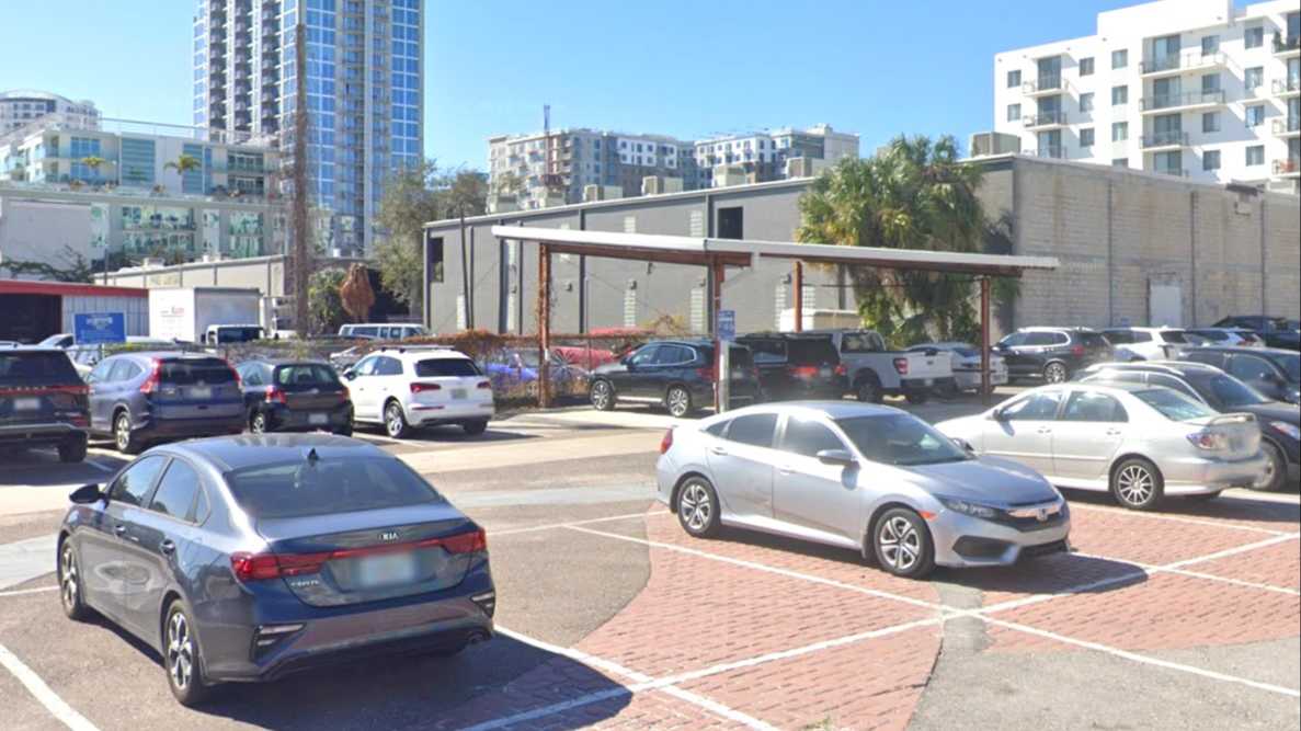 717 L57 Channelside Dr Lot - Port of Tampa Cruise Parking
