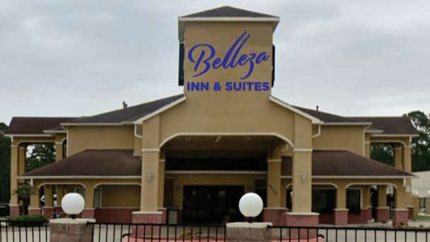 Belleza Inn and suites IAH Airport Parking