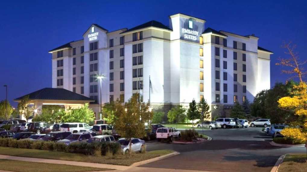 Embassy Suites Denver Airport Parking