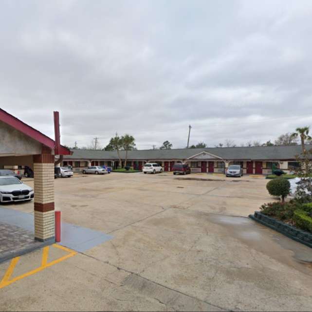 Palace Inn HOU Airport Parking