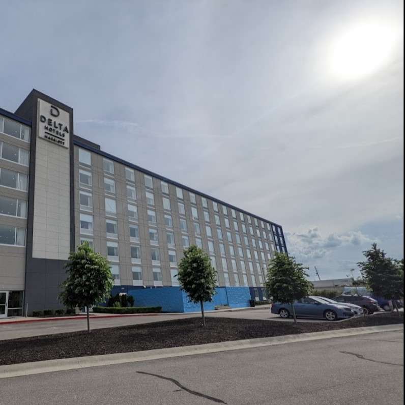 Delta Hotel By Marriott IND Airport Parking