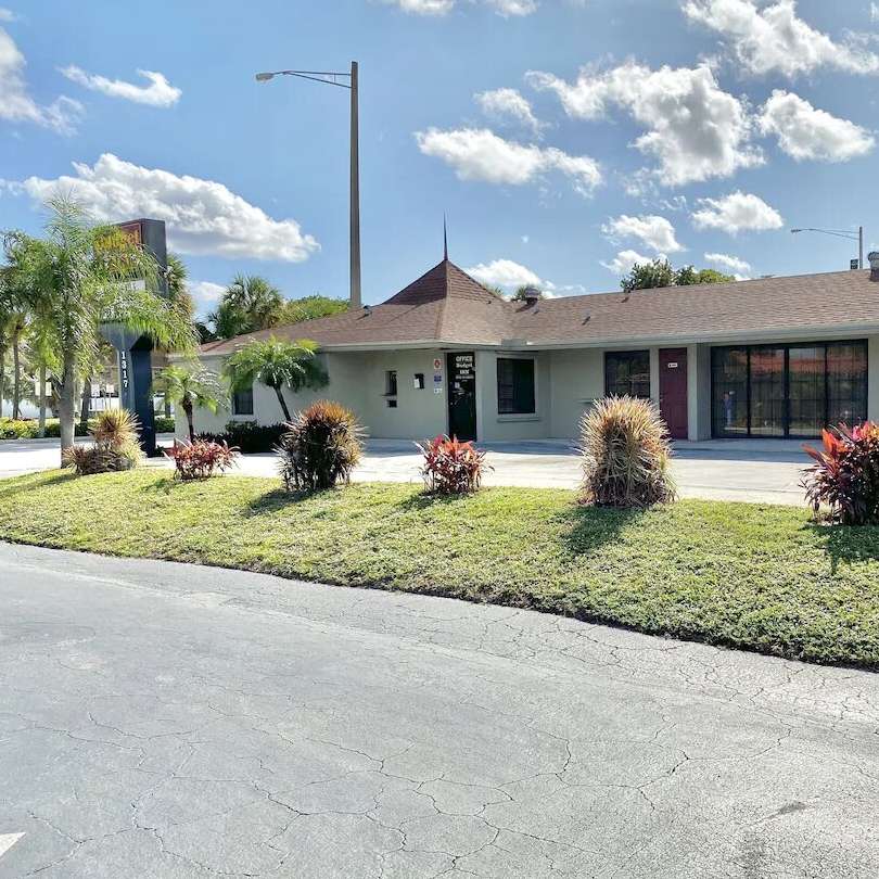 Budget Inn FLL Airport Parking