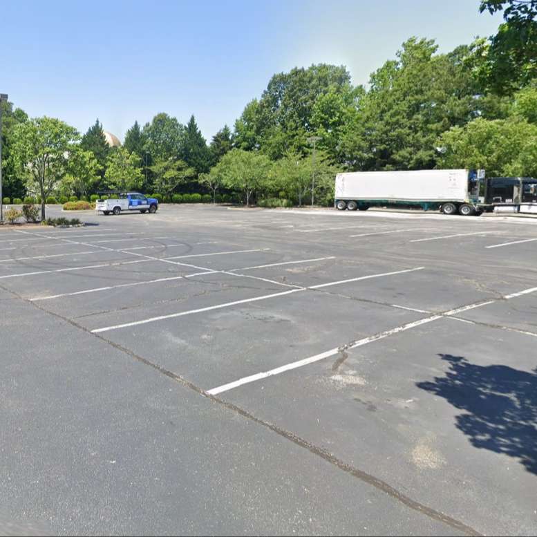 Holiday Inn Express & Suites PHF Airport Parking