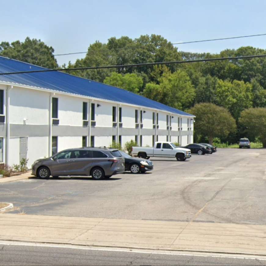 Executive Inn and Suites BTR Airport Parking
