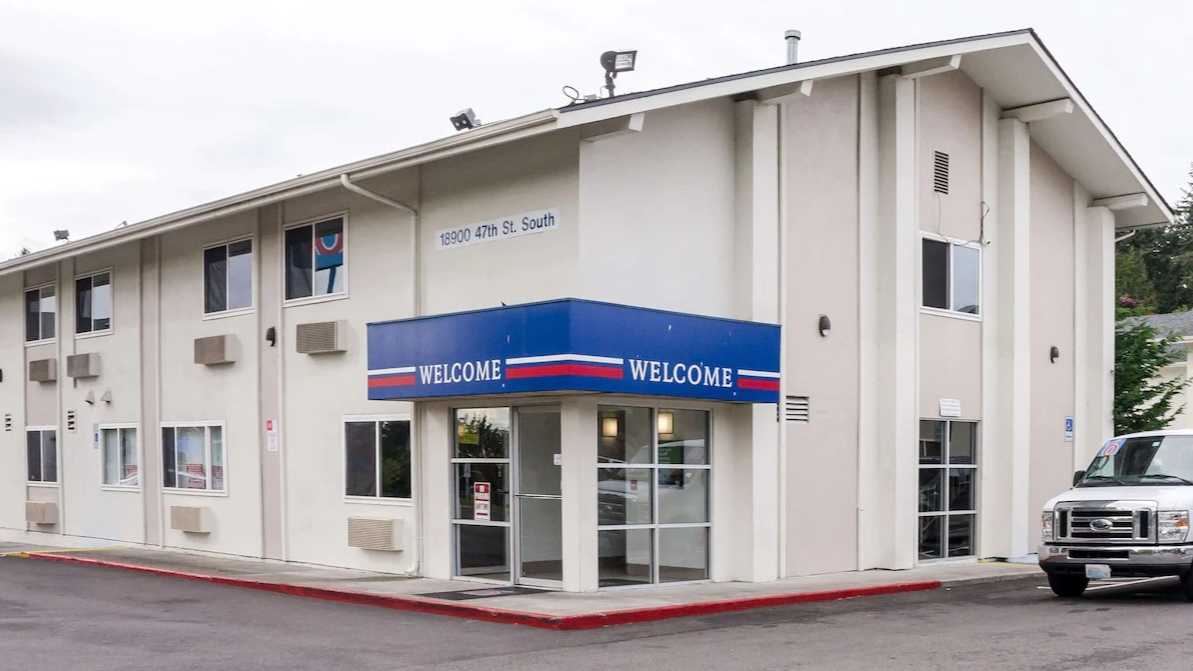 Motel 6 SEA Airport Parking