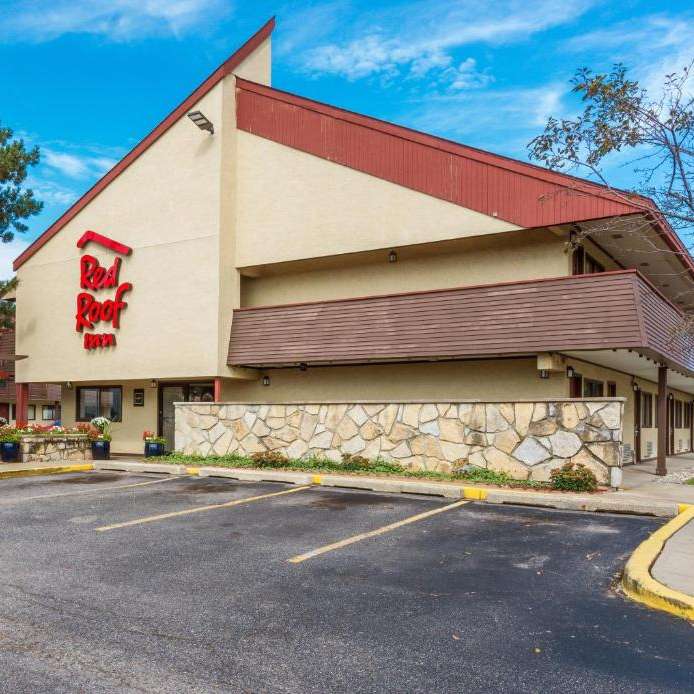 Red Roof Inn GRR Airport Parking