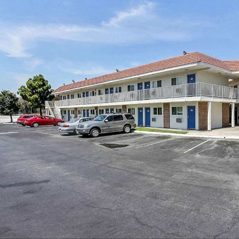 Motel 6 SJC Airport Parking