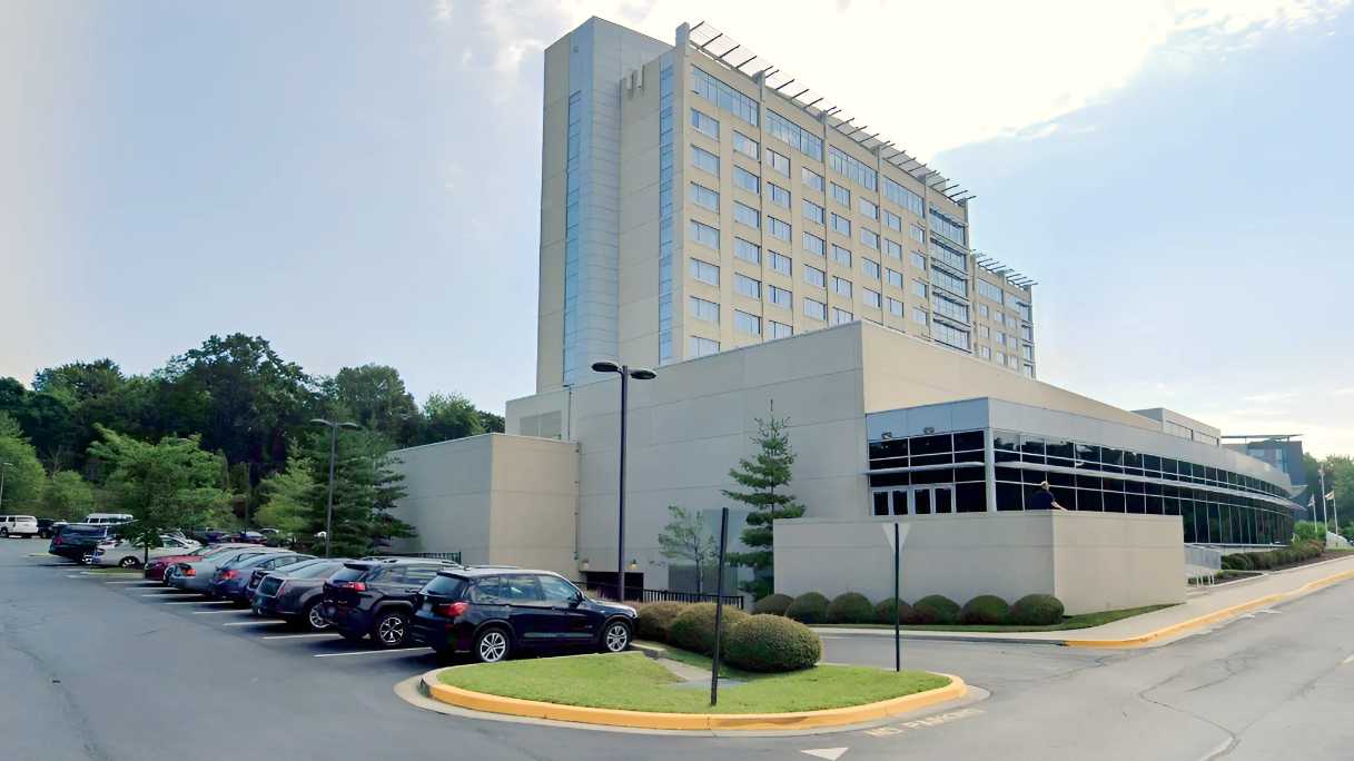 Hilton Baltimore BWI Airport Parking