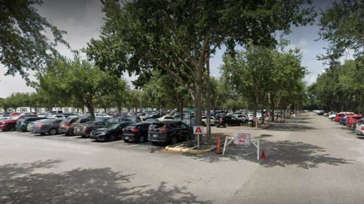 MCO EZ Airport Parking 2