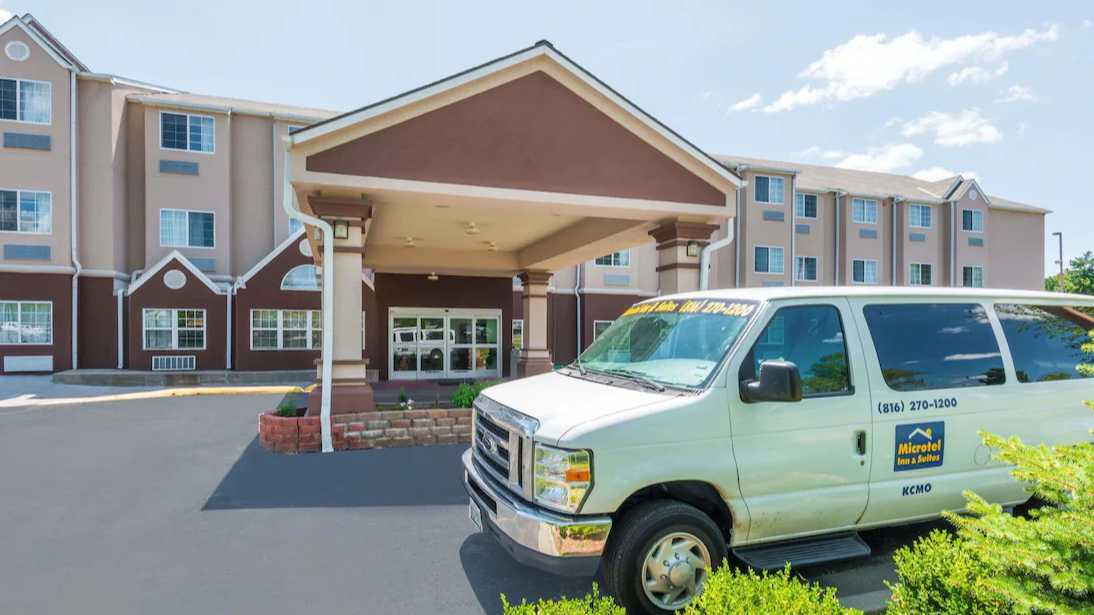 Microtel Inn & Suites by Wyndham MCI Airport