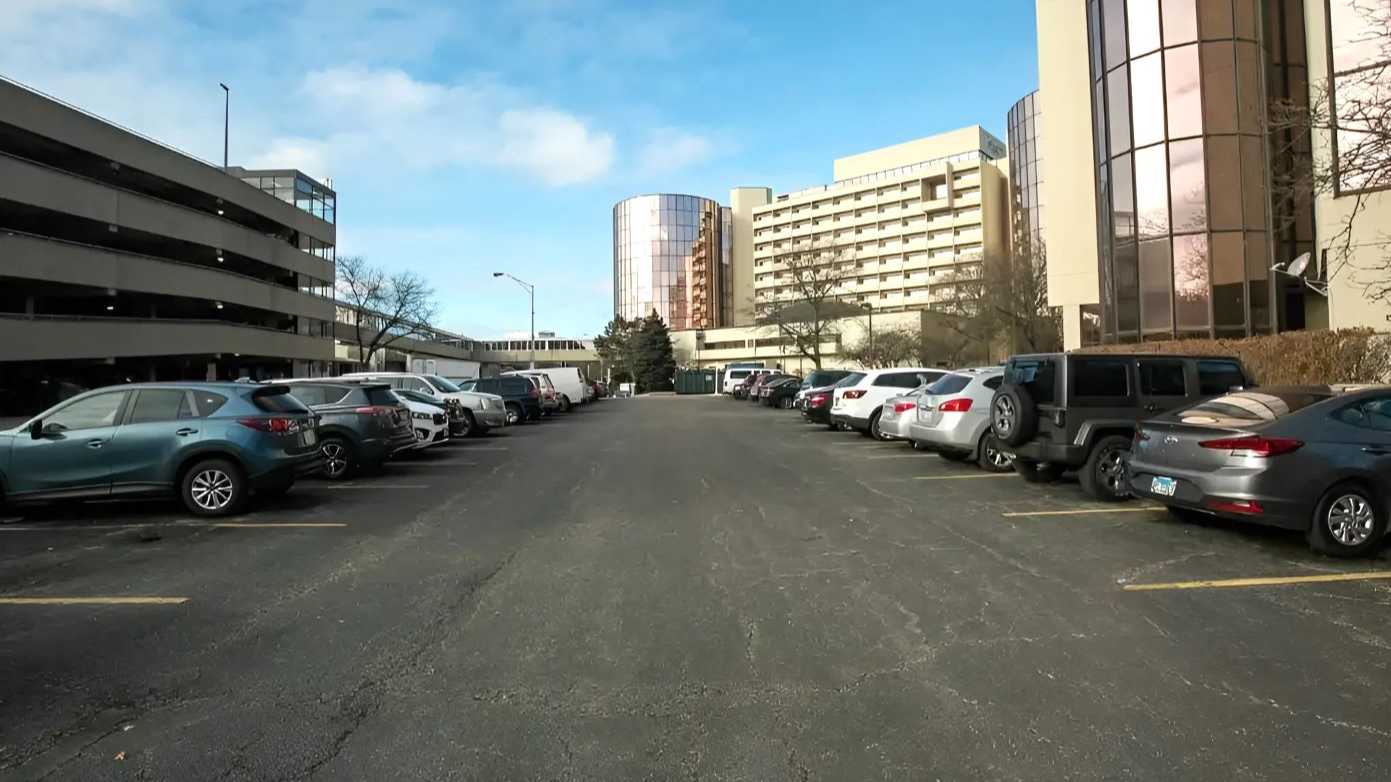 Hyatt Regency ORD Airport Parking